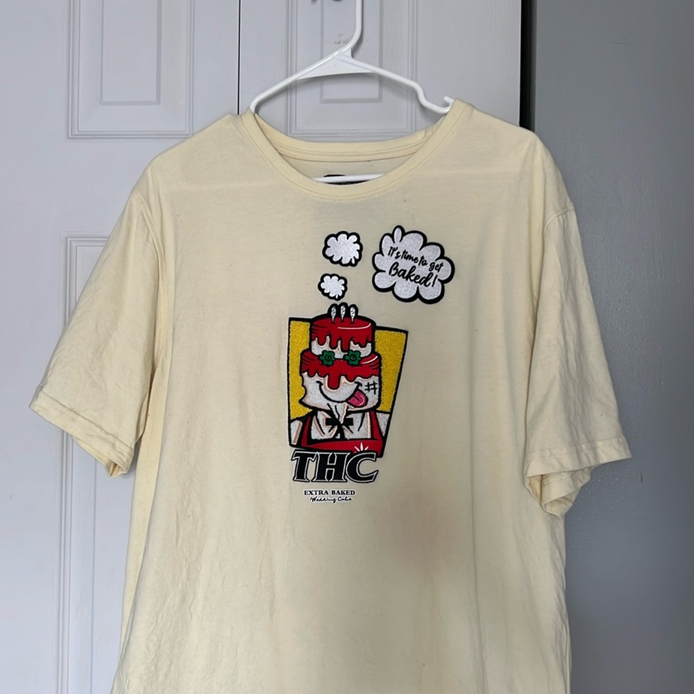 wedding cake t-shirt THC